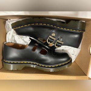 Dr. Marten 8065 Mary Jane’s
